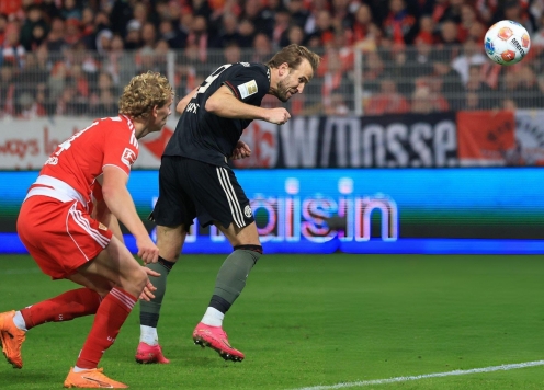 Harry Kane hóa người hùng, Bayern thoát hiểm phút chót