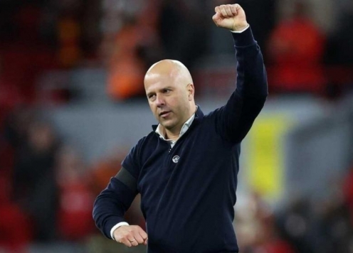 Arne Slot nói thẳng về cuộc đua vô địch Ngoại hạng Anh