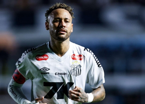 Tỏa sáng rực rỡ Neymar vẫn không vui