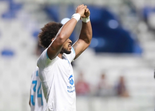 Xuân Son lập cú đúp ngay trên đất Thái Lan