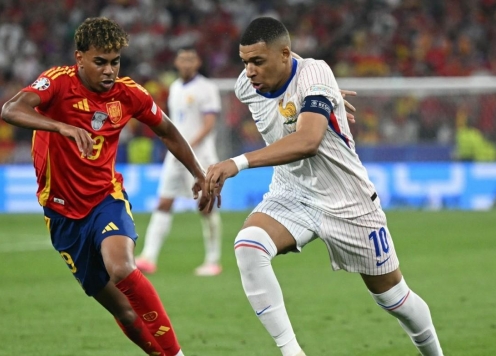 Mbappe phản ứng bất ngờ sau trận thua đắng Tây Ban Nha