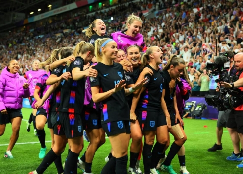 Ngược dòng kịch tính, ĐT Anh hạ Ý tiến vào chung kết Euro 2025