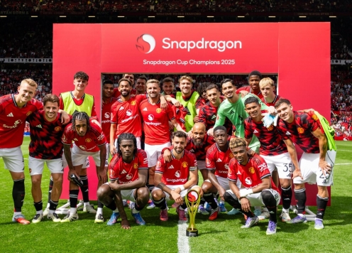 Loạt tân binh ra mắt, MU chính thức vô địch Snapdragon Cup