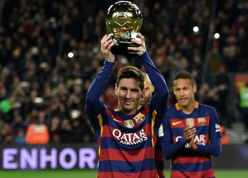 Barcelona chính thức dựng tượng Lionel Messi