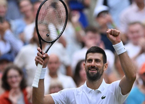 Thắng dễ đàn em, Djokovic lập cột mốc đáng nhớ ở Wimbledon