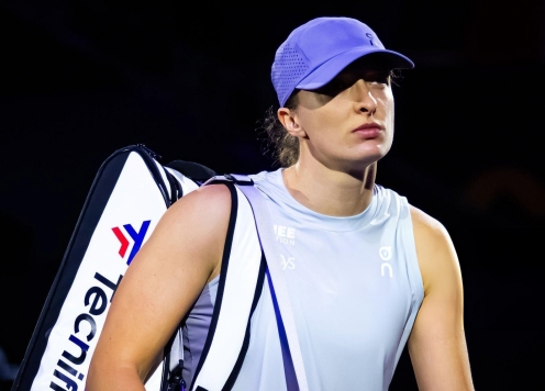 Swiatek dừng bước ngay ở vòng bảng WTA Finals 2025