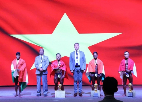 Phạm Văn Mách lần thứ 7 vô địch thế giới ở tuổi 49