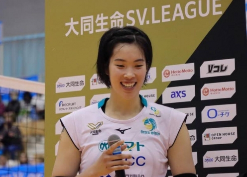 Thanh Thúy lần thứ 2 nhận danh hiệu cao quý trong màu áo CLB mới