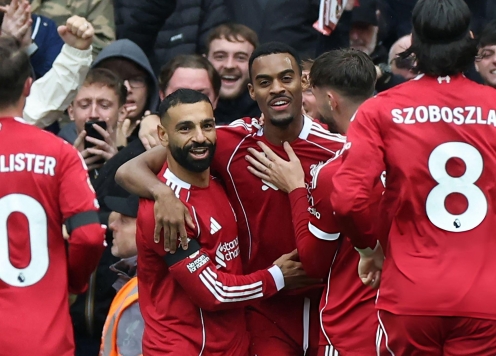 Liverpool nối dài mạch toàn thắng tại Ngoại hạng Anh
