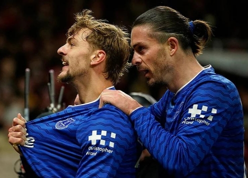 'Ác mộng' của MU tiết lộ tình trạng nội bộ sau tấm thẻ đỏ kỳ lạ