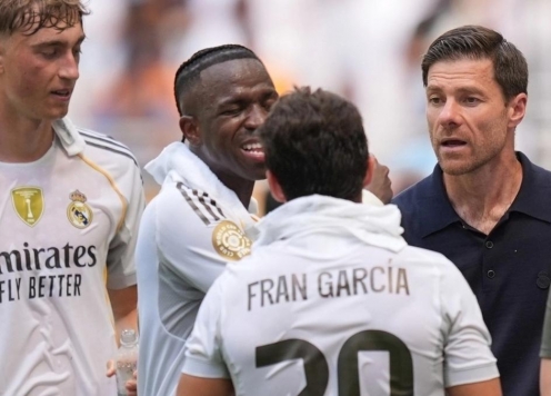 Real Madrid bị phá hoại, lộ diện loạt 'cừu đen' lật đổ Xabi Alonso