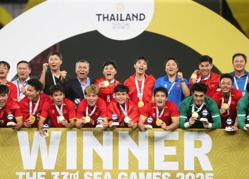 CĐV Thái Lan tuyên bố trọng tài đã thiên vị U22 Việt Nam