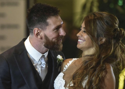 Messi phản ứng bùng nổ khi được nhắc đến chuyện 'giường chiếu'