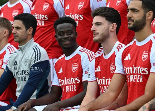 Saka kinh ngạc vì phong thái thủ lĩnh của một siêu sao Arsenal