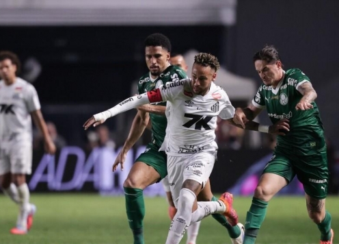 Neymar bật khóc trong ngày Santos tạo địa chấn lịch sử