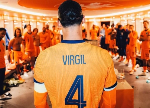 Van Dijk gây sốc khi tiết lộ về thời điểm chia tay ĐT Hà Lan