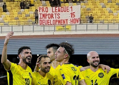 CĐV Malaysia: 'Thật đáng xấu hổ nếu cả ĐTQG toàn nhập tịch'