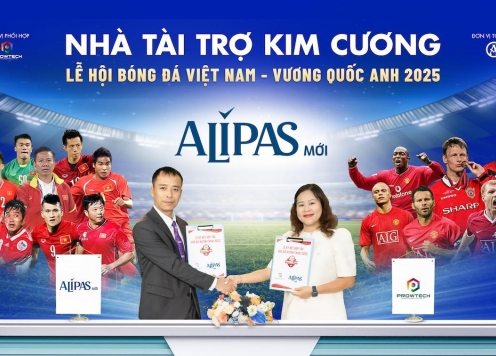 Alipas cùng huyền thoại Manchester Reds tỏa sáng “bản lĩnh phái mạnh” tại Việt Nam