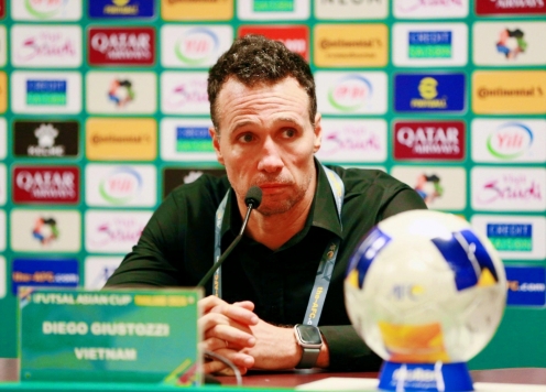 HLV Argentina bất bình vì tuyển Việt Nam bị làm khó ở SEA Games