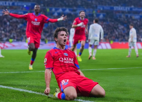 Ghi bàn đúng phút cuối, PSG thắng kịch tính Lyon