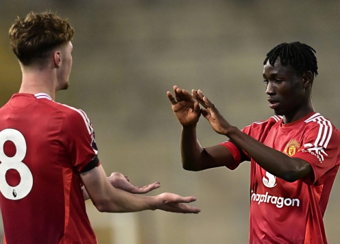 Thần đồng MU giúp đội nhà thắng cực đậm Indonesia