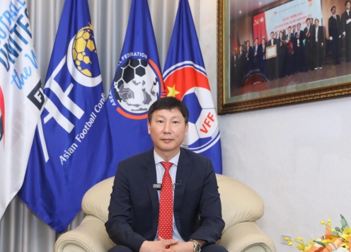 Hợp đồng của HLV Kim Sang Sik sắp hết hạn, chờ VFF ra quyết định quan trọng
