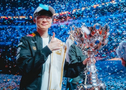 Cuối cùng sau bao lần 'troll' người hâm mộ, Faker cũng chốt skin vô địch CKTG 2025