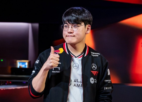 Chia tay Gumayusi, T1 còn đánh mất luôn một huyền thoại khác của mình