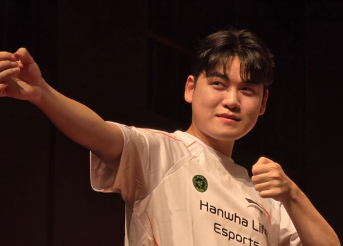 Lần đầu ra mắt HLE, Gumayusi tiết lộ luôn lựa chọn của mình cho skin vô địch CKTG 2025