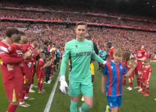 Liverpool có hành động đặc biệt với nhà vô địch FA Cup