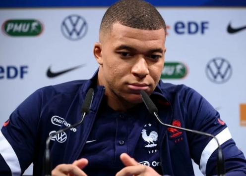Mbappé chỉ thẳng người sẽ anh bầu cho Quả Bóng Vàng