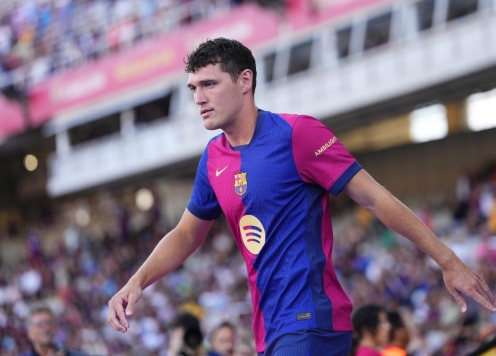 Hansi Flick và Barca bất đồng về tương lai 1 ngôi sao