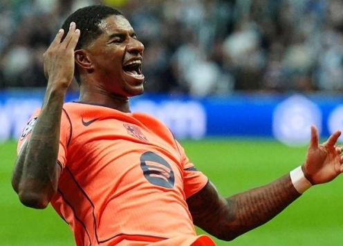 Đội 'hàng thải' của MU phản ứng trước cú đúp của Rashford