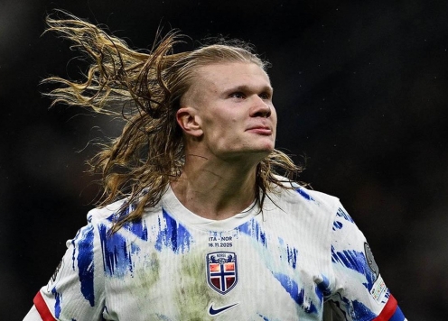 Tuổi 25 của Haaland 'đỉnh' hơn Ronaldo lẫn Messi