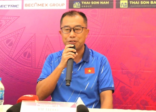 HLV U19 Việt Nam nhắc tới World Cup sau trận thua Thái Lan ở chung kết ĐNÁ