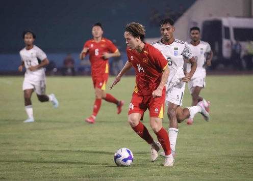 Việt kiều Viktor Lê nói gì sau khi 'nổ súng' cho U23 Việt Nam?