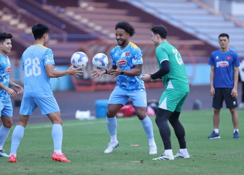 ĐT Việt Nam đón sự trở lại của 2 tuyển thủ
