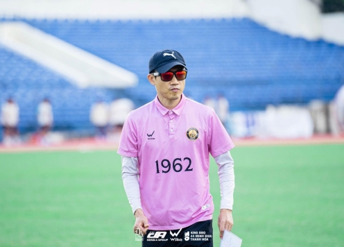 HLV Hàn Quốc xác nhận chia tay đội bóng Việt Nam