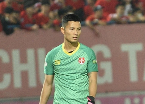 Thủ môn ĐT Việt Nam viết tâm thư sau khi mắc sai lầm ở Cúp Quốc gia