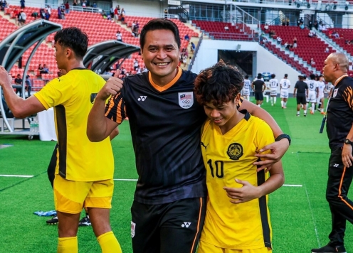 HLV U22 Malaysia mãn nguyện với tấm HCĐ SEA Games 33