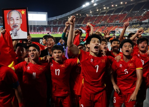 Dàn sao ĐTQG đồng loạt chúc mừng U22 Việt Nam giành HCV SEA Games