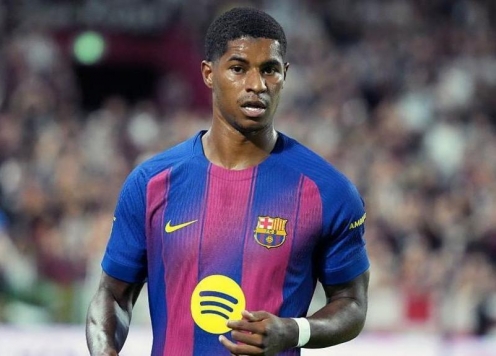 Rashford lên tiếng sau khi bị HLV Hansi Flick kỷ luật tại Barca