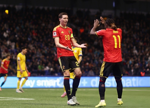 Chơi hơn người, Bỉ vẫn để đội bóng tí hon cầm hòa