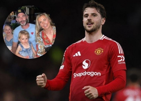 Ngôi sao MU gây xúc động khi có nghĩa cử đẹp với CĐV