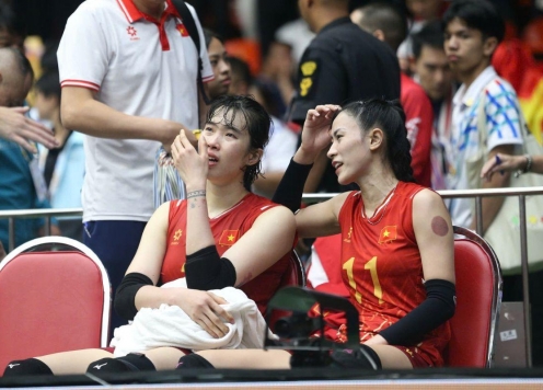 Trọng tài xin lỗi tuyển bóng chuyền nữ Việt Nam sau chung kết