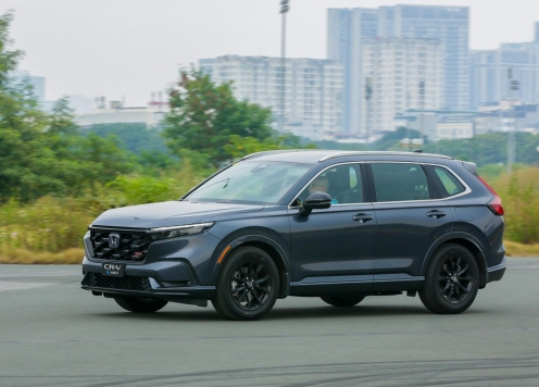 Đại lý giảm giá 'khủng' cho Honda CR-V hybrid, khách hàng vẫn phải cân nhắc vì một lý do