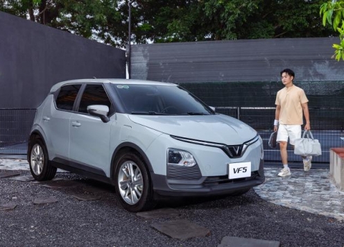 VinFast VF 5 tiếp tục áp đảo phân khúc SUV cỡ A: Xe xăng hụt hơi, tân binh chưa đủ lực bứt phá