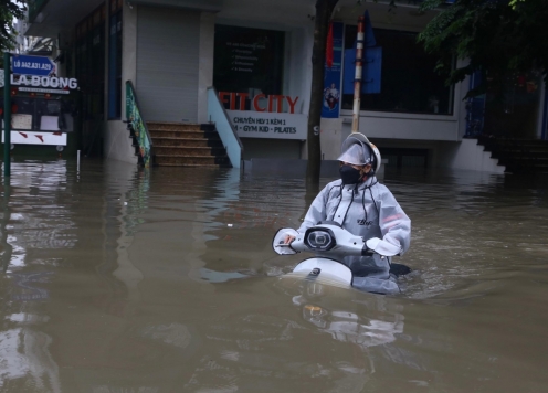 Làm sao biết xe máy điện đã bị ngập nước? Những dấu hiệu không được bỏ qua
