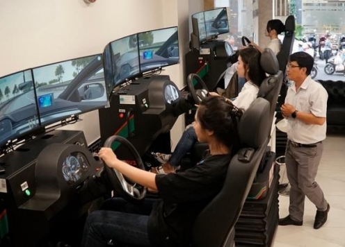 Đề xuất bỏ phần thi mô phỏng trong sát hạch giấy phép lái xe ô tô: Người dân phản ứng thế nào? 