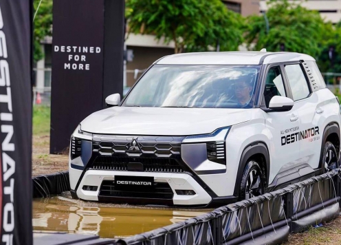 Điểm mặt 3 mẫu xe mới 'hâm nóng' thị trường ô tô Việt tháng cuối năm